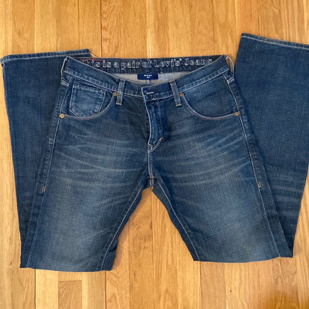 Levi’s Slim Boot 507